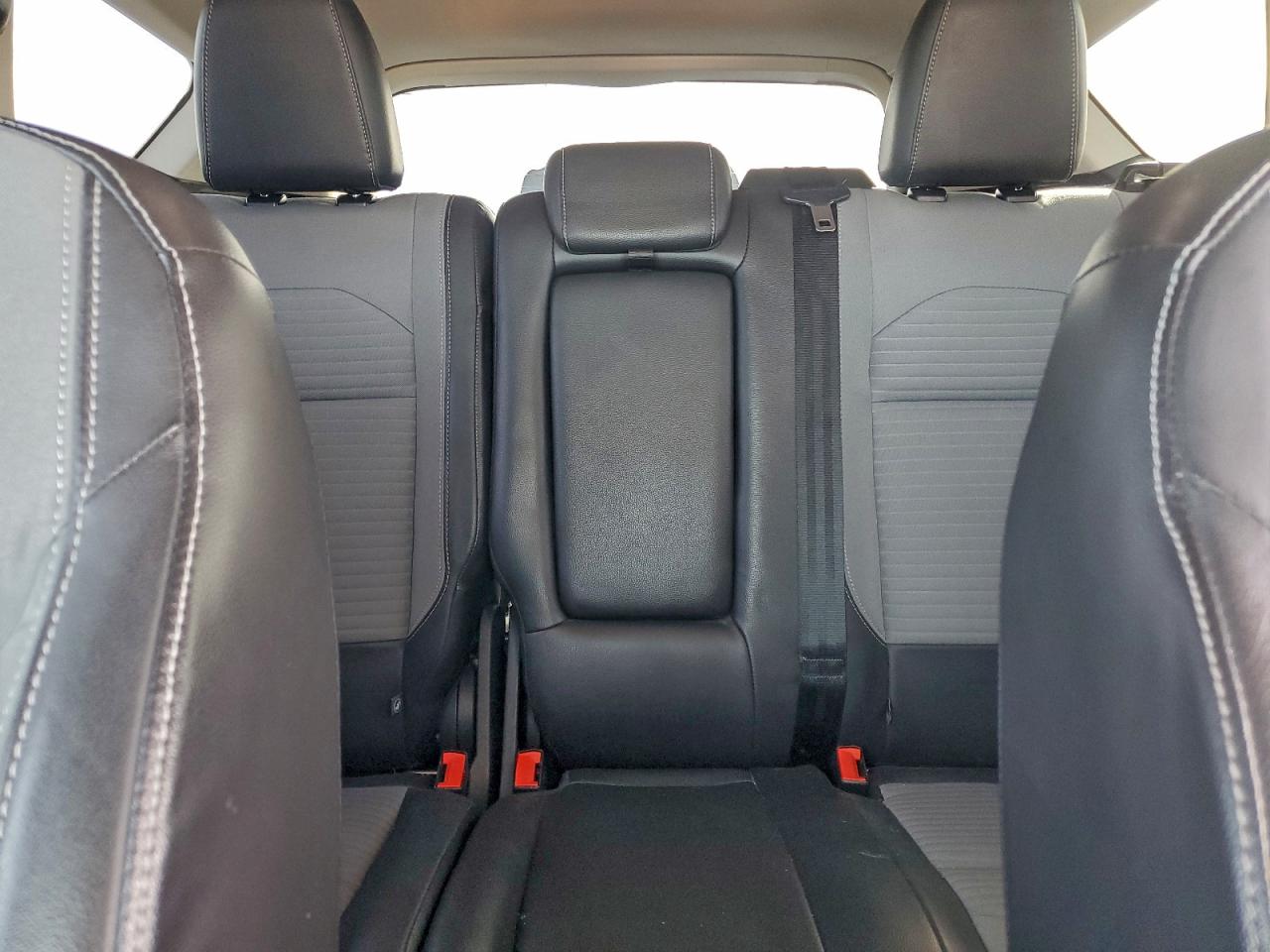 2017 FORD ESCAPE TITANIUM photo 10
