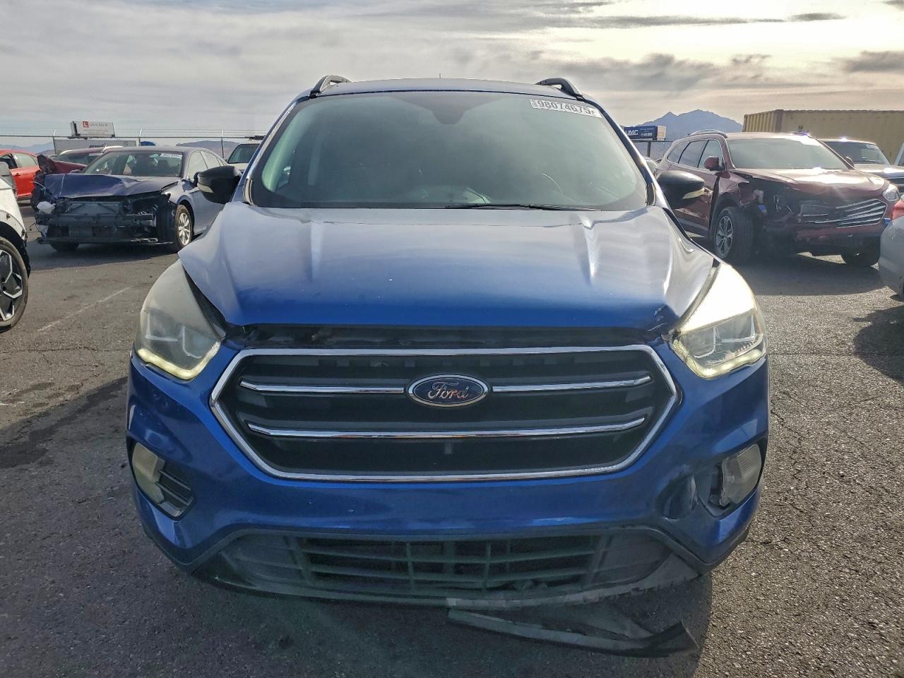 2017 FORD ESCAPE TITANIUM photo 5