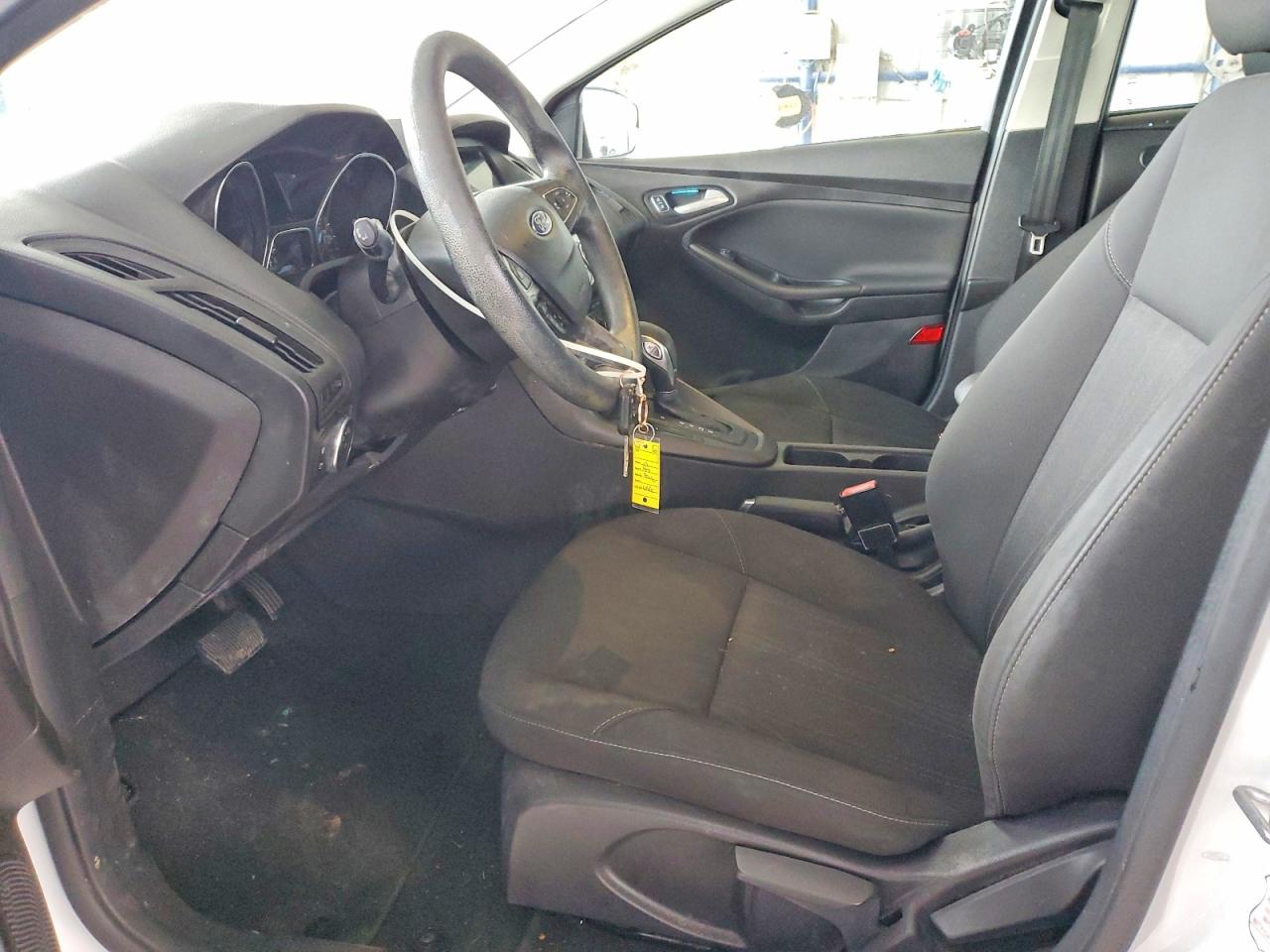 2017 FORD FOCUS SEL photo 7