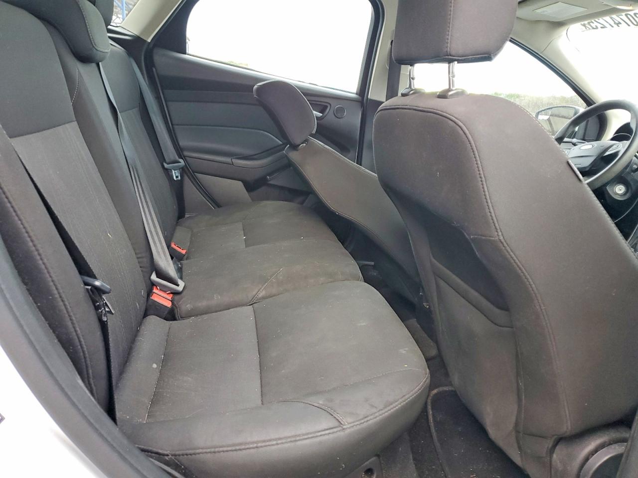 2017 FORD FOCUS SEL photo 10