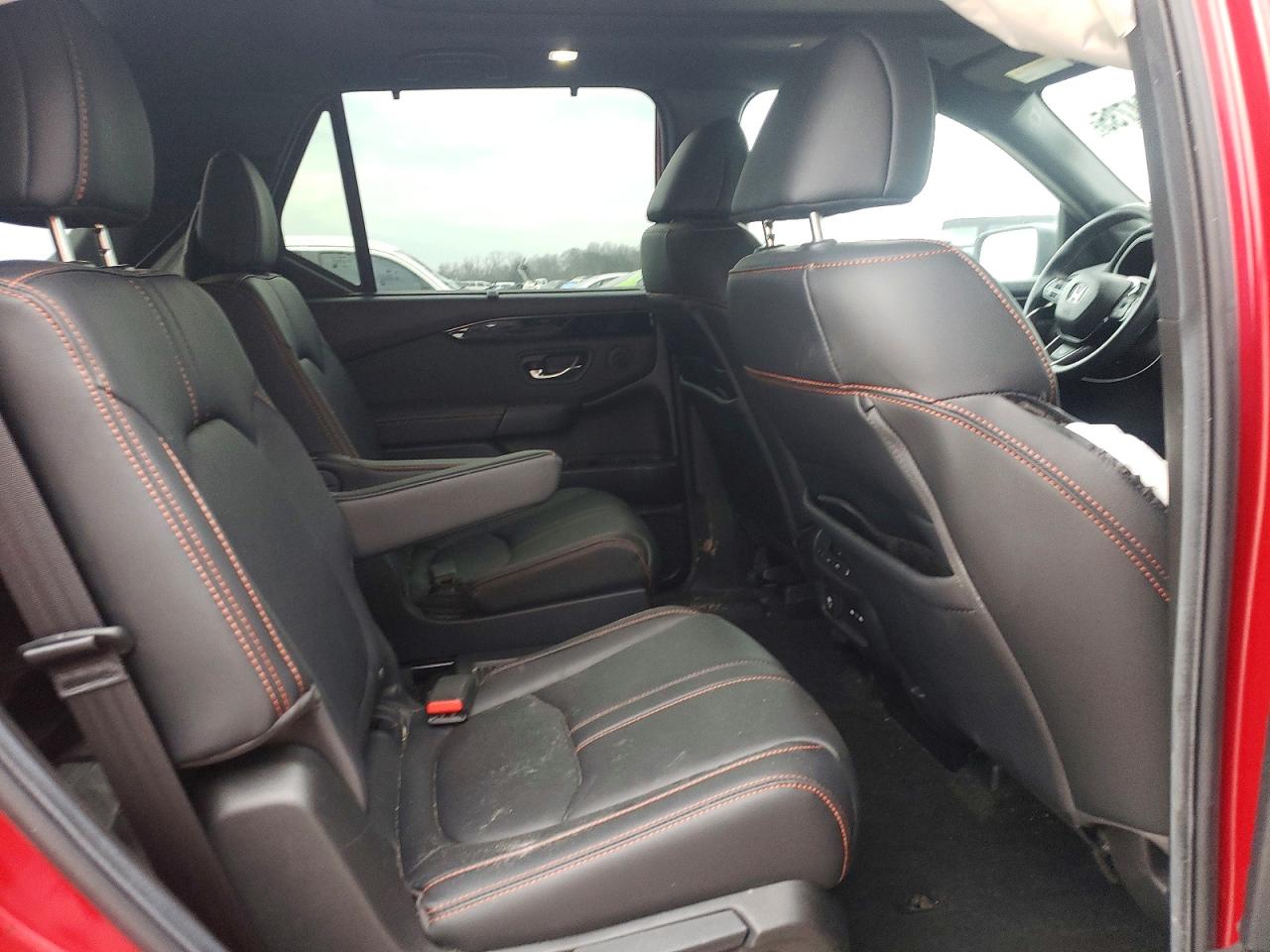 2025 HONDA PILOT TRAILSPORT photo 11