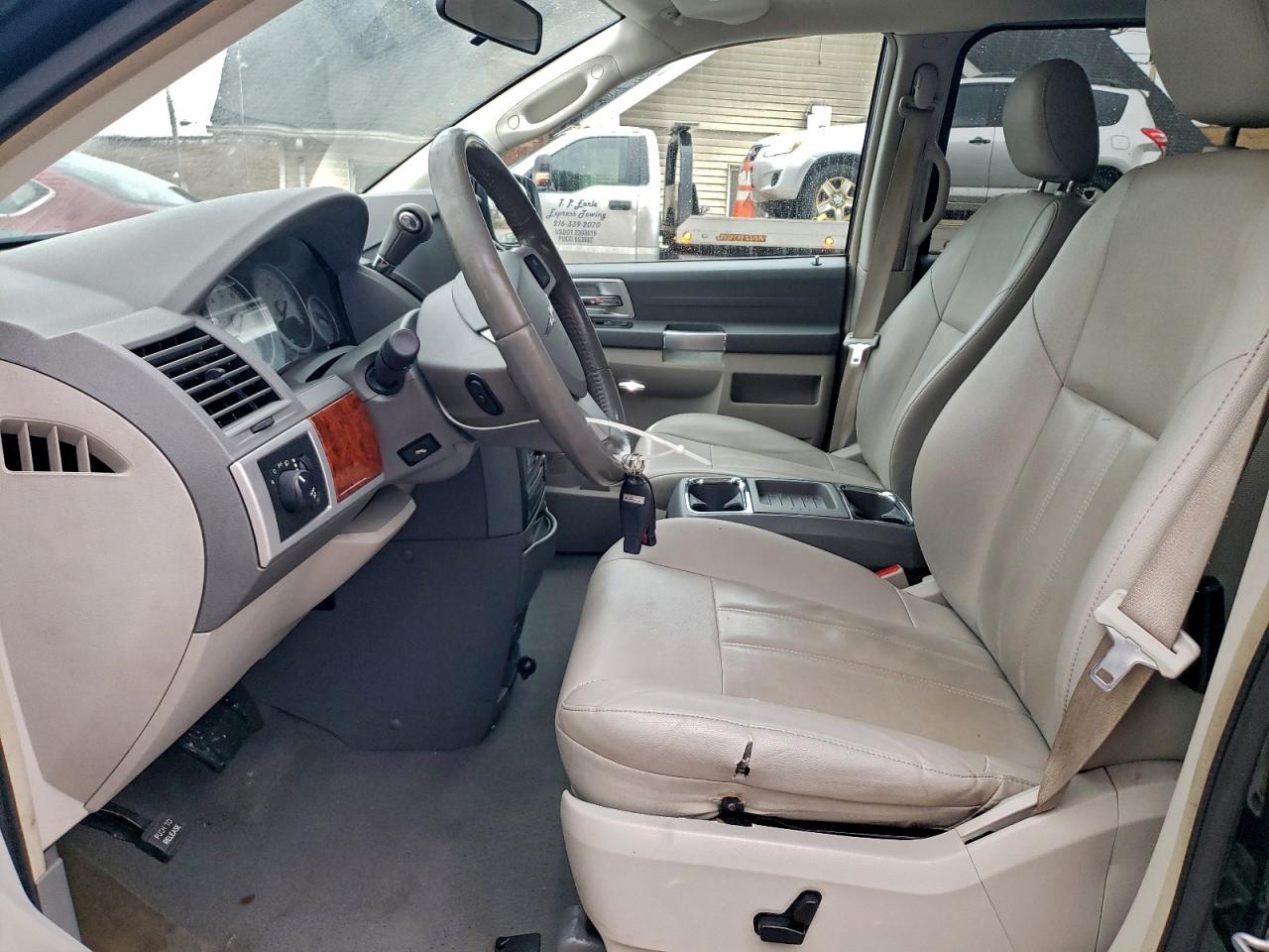 2008 CHRYSLER TOWN & COUNTRY TOURING photo 13