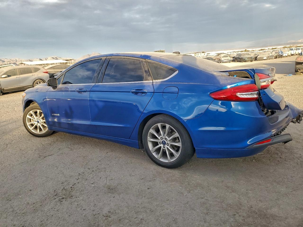 2017 FORD FUSION SE HYBRID photo 2