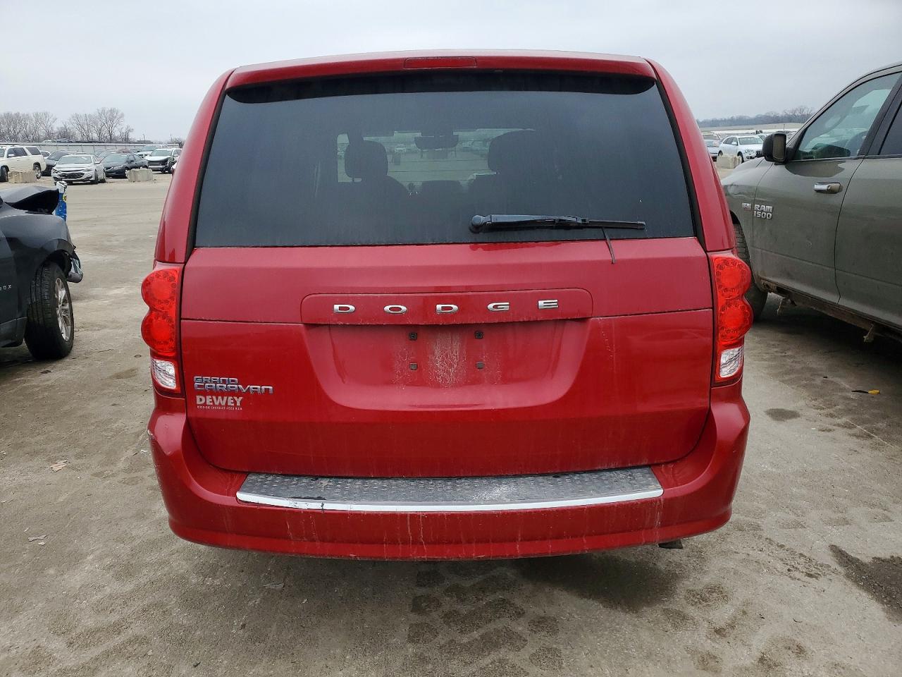 2013 DODGE GRAND CARAVAN SE photo 6