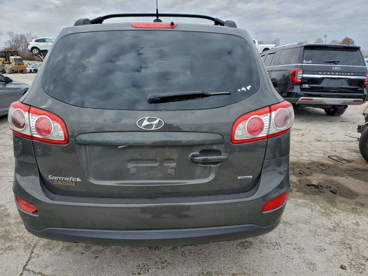 2012 HYUNDAI SANTA FE GLS photo 6