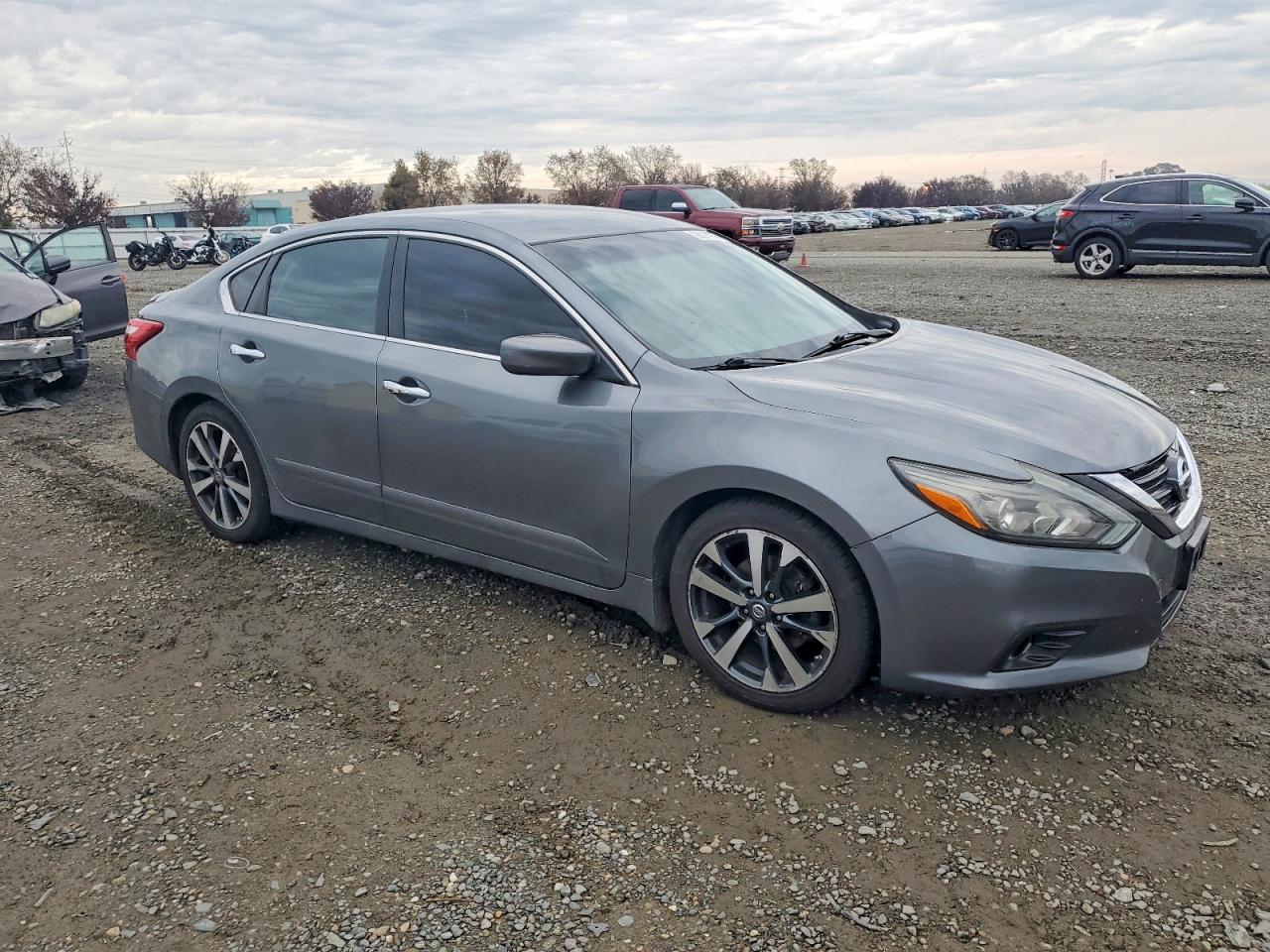 2016 NISSAN ALTIMA 2.5 photo 4