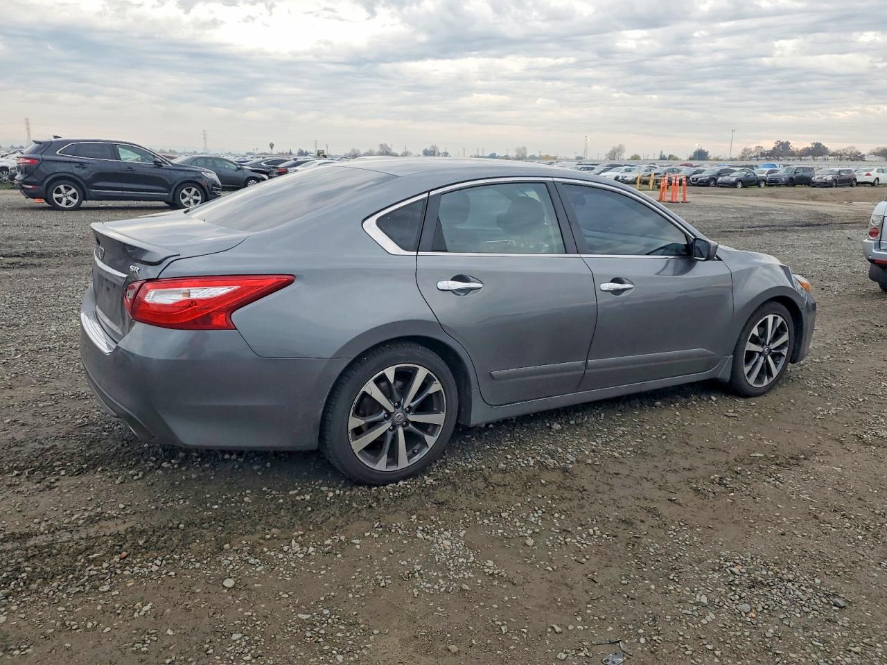 2016 NISSAN ALTIMA 2.5 photo 3