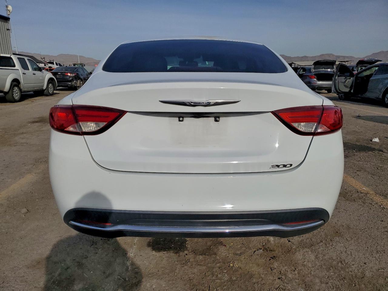 2016 CHRYSLER 200 LIMITED photo 6