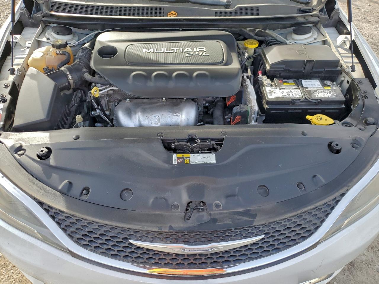 2016 CHRYSLER 200 LIMITED photo 11