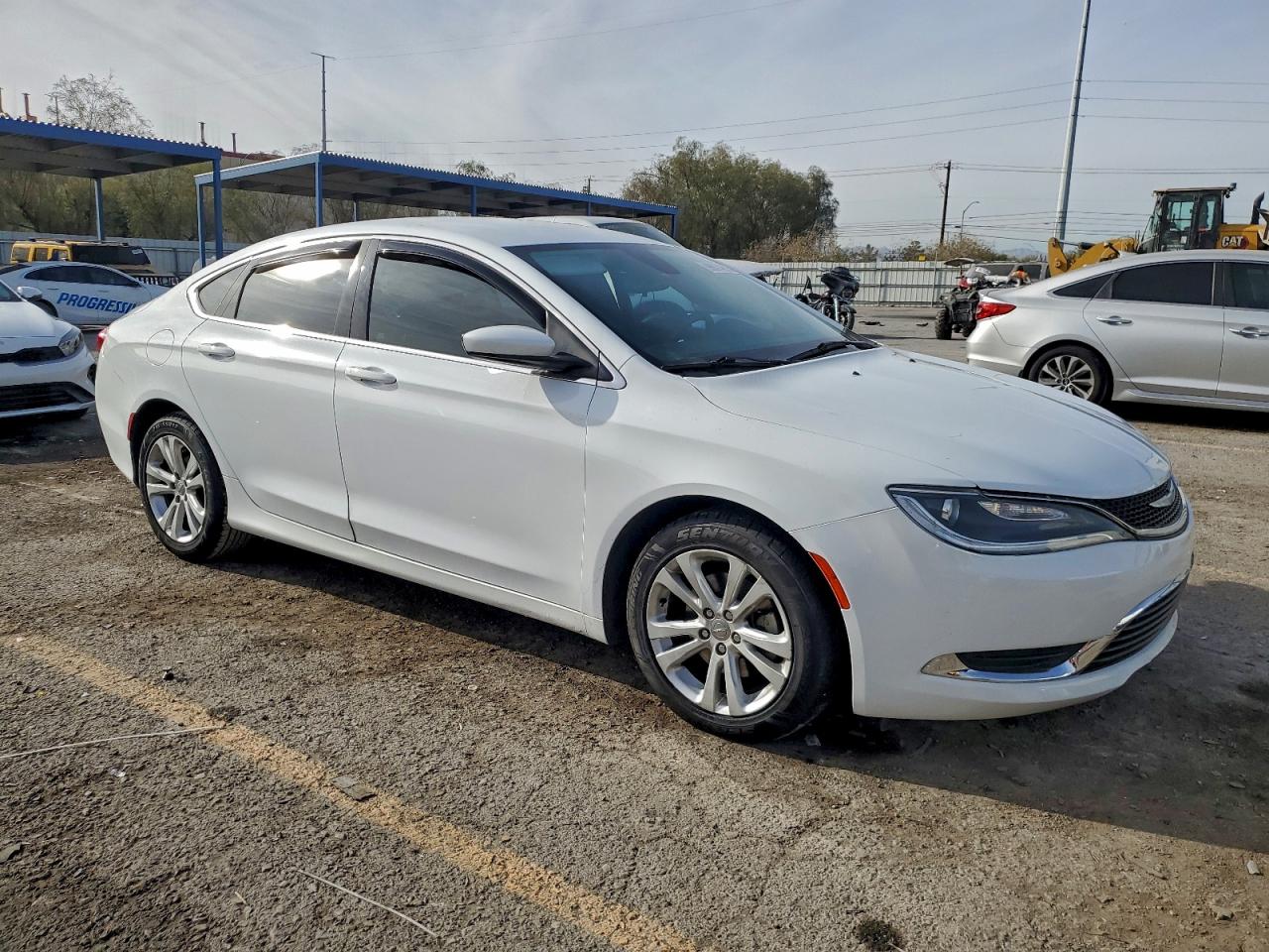 2016 CHRYSLER 200 LIMITED photo 4