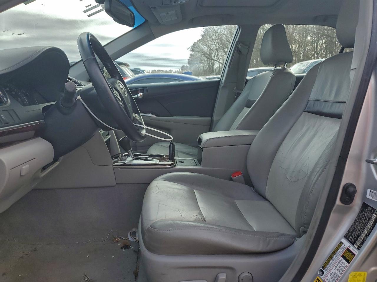 2013 TOYOTA CAMRY L photo 7