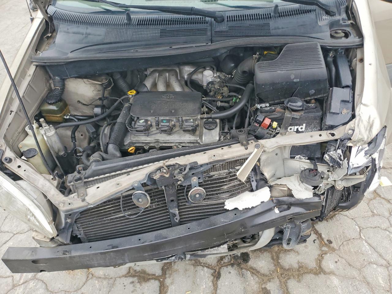 2000 TOYOTA SIENNA LE photo 12