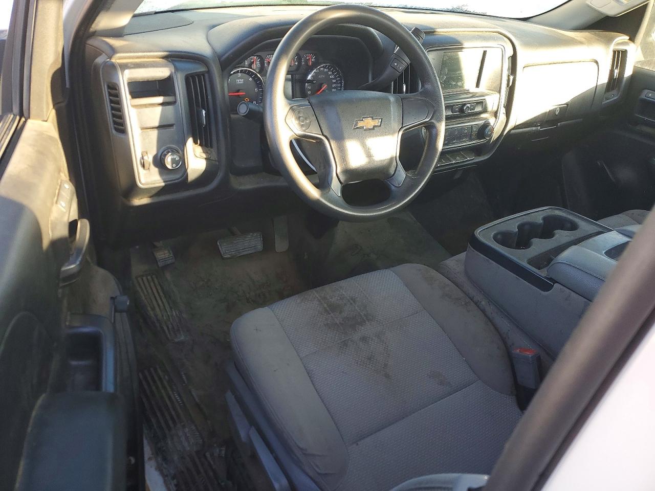 2018 CHEVROLET SILVERADO C1500 photo 8
