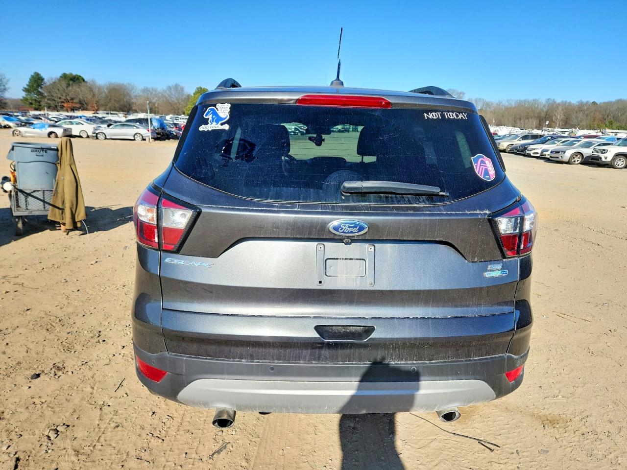2017 FORD ESCAPE SE photo 11