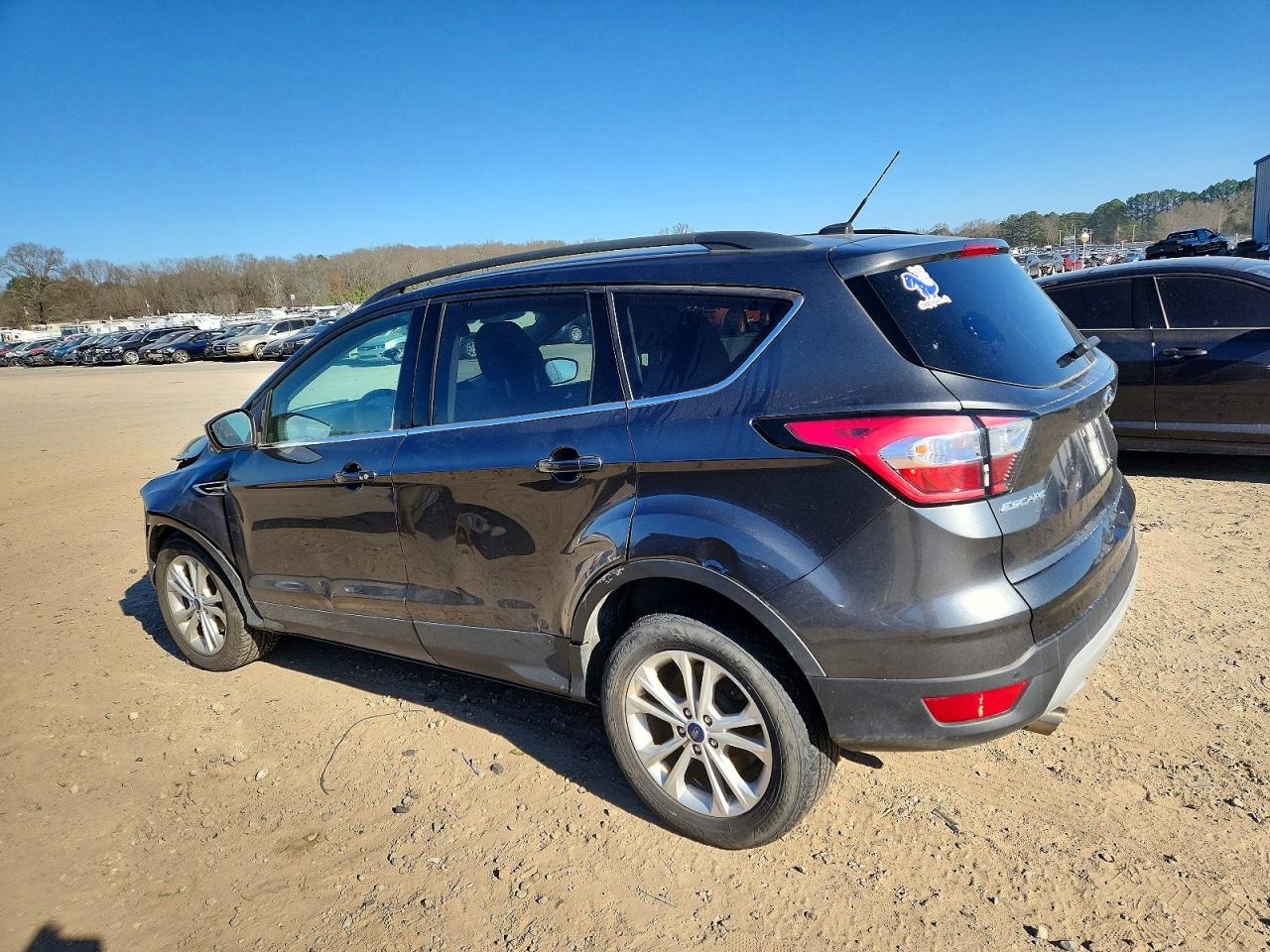 2017 FORD ESCAPE SE photo 3