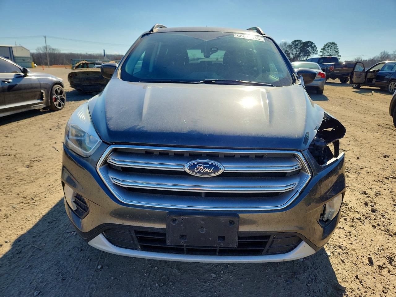 2017 FORD ESCAPE SE photo 9