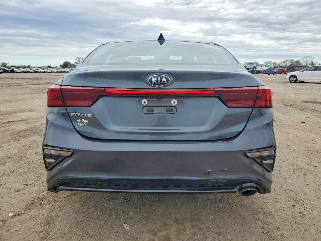 2020 KIA FORTE FE photo 6