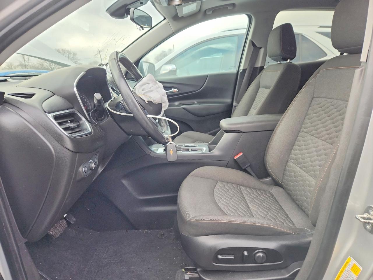 2020 CHEVROLET EQUINOX LT photo 7