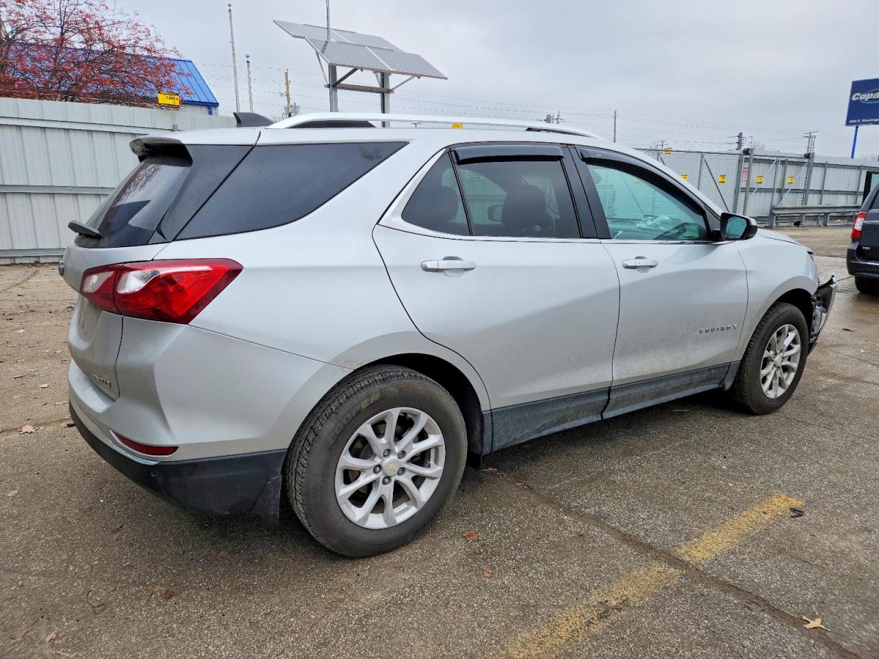 2020 CHEVROLET EQUINOX LT photo 3