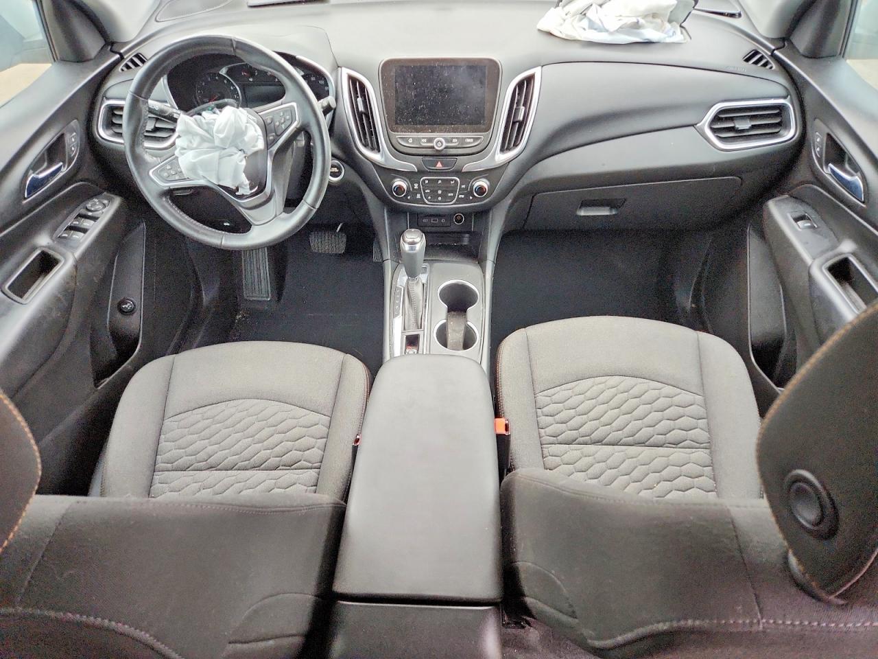 2020 CHEVROLET EQUINOX LT photo 8
