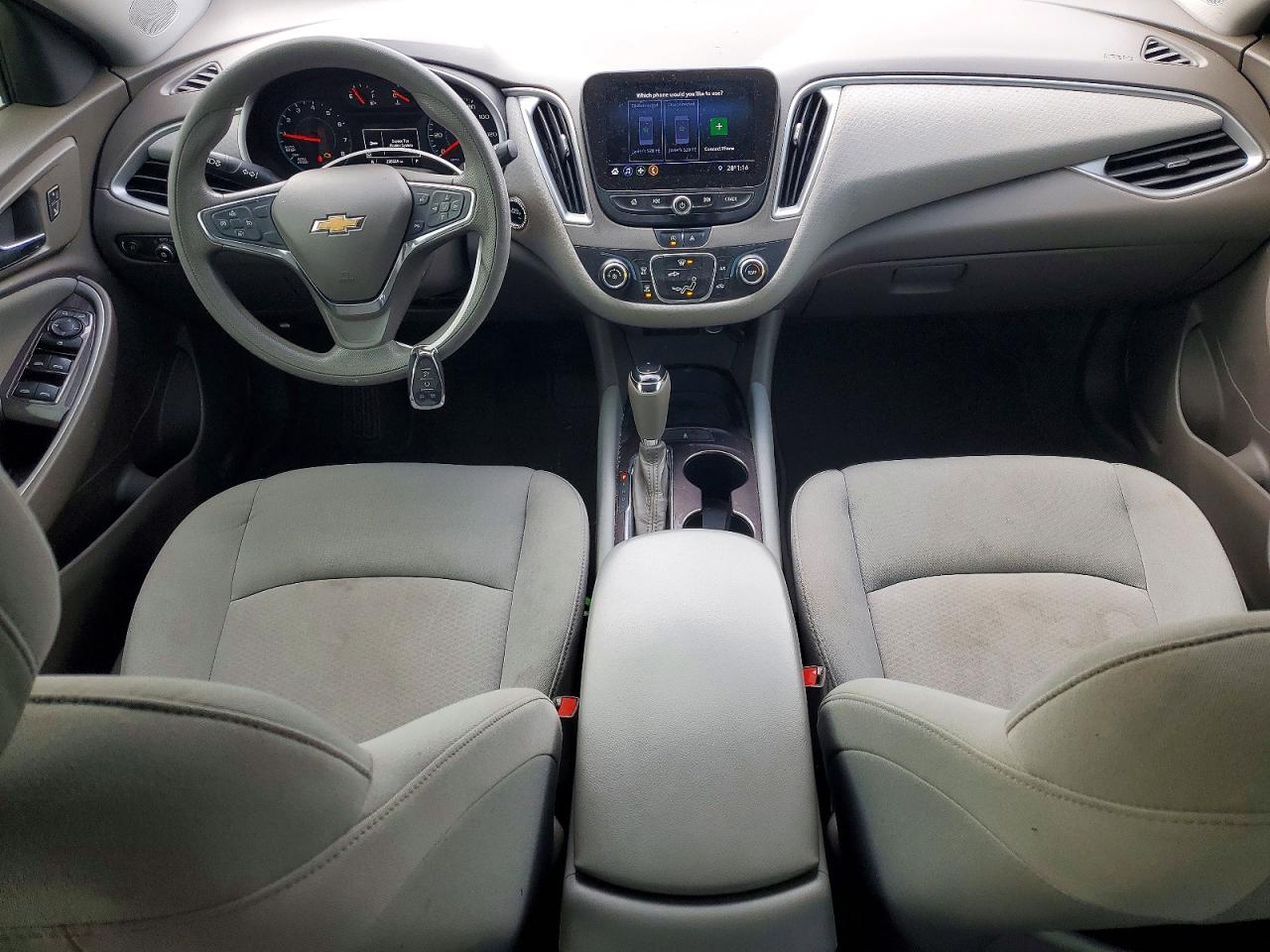 2020 CHEVROLET MALIBU LS photo 8