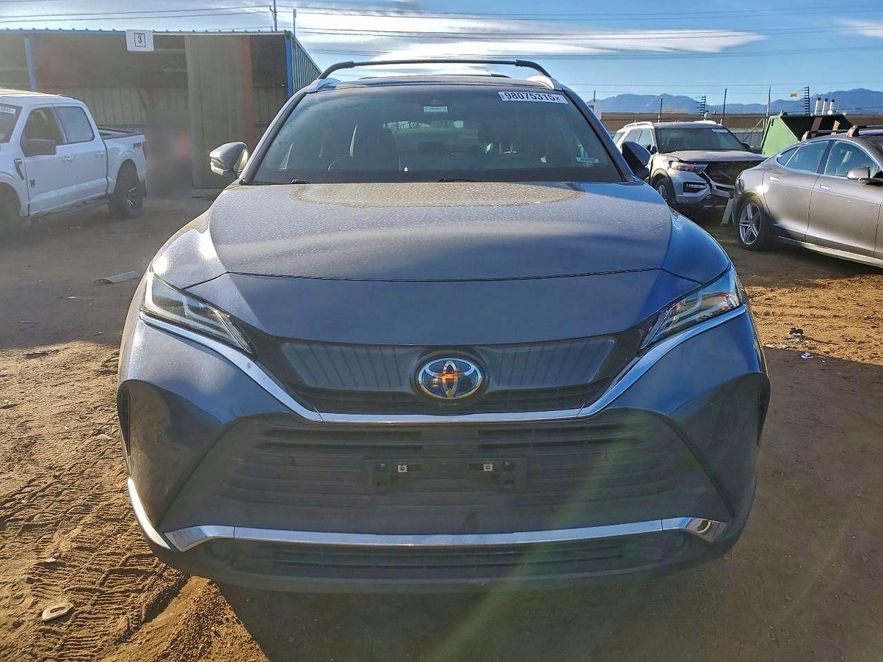 2022 TOYOTA VENZA LE photo 5