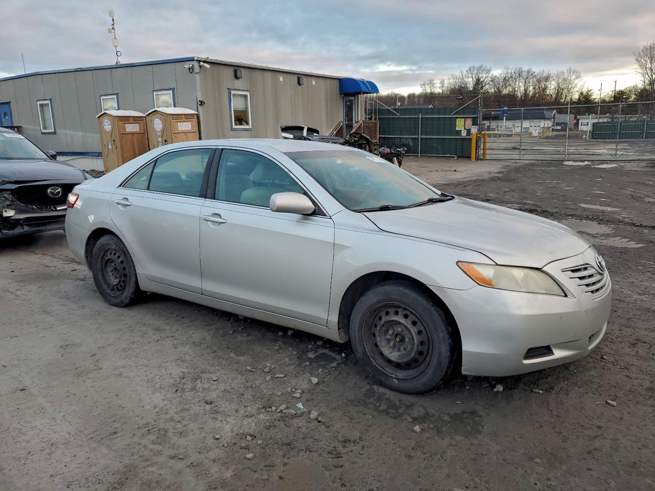 2009 TOYOTA CAMRY BASE photo 4