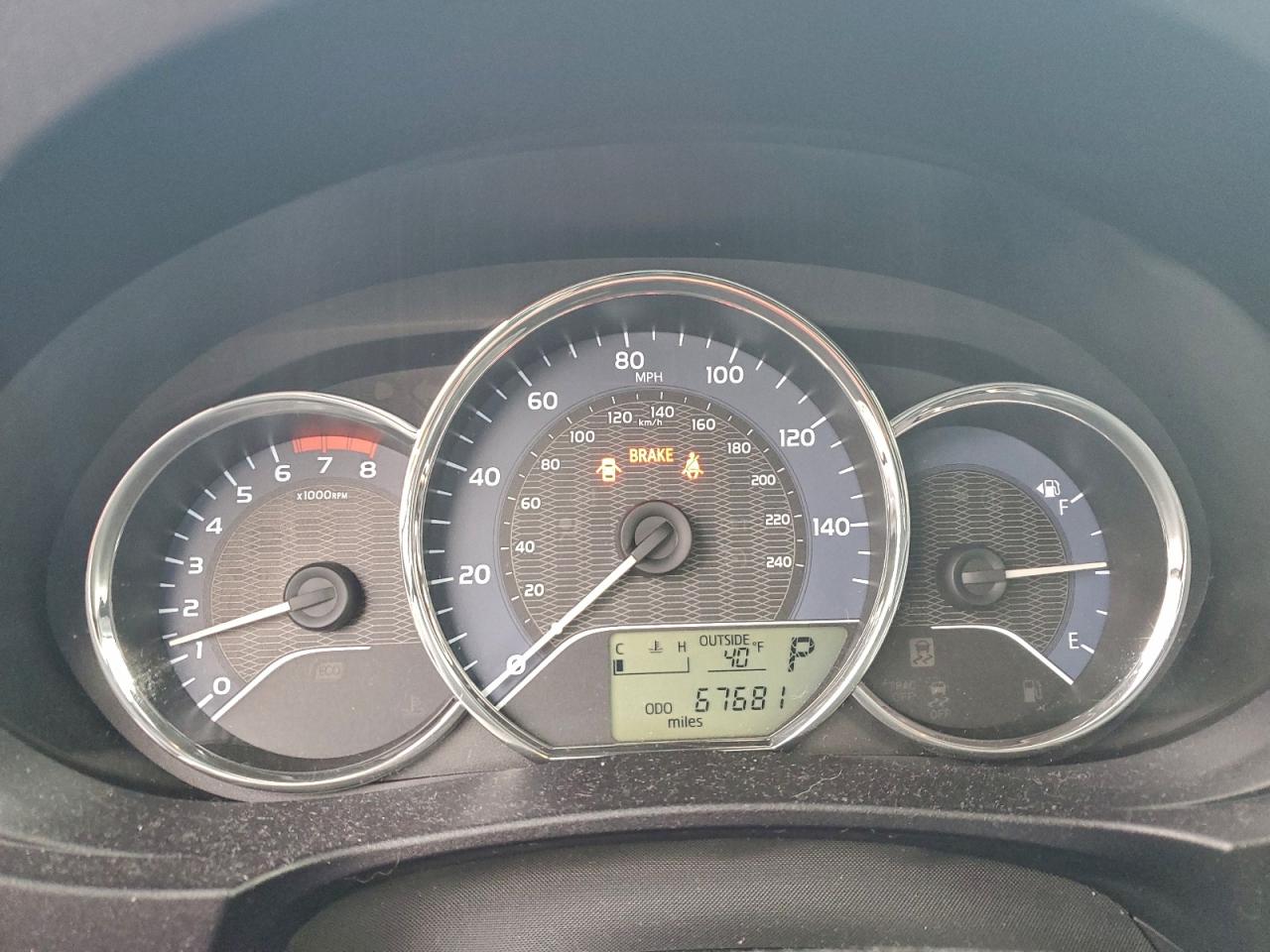 2014 TOYOTA COROLLA L photo 9
