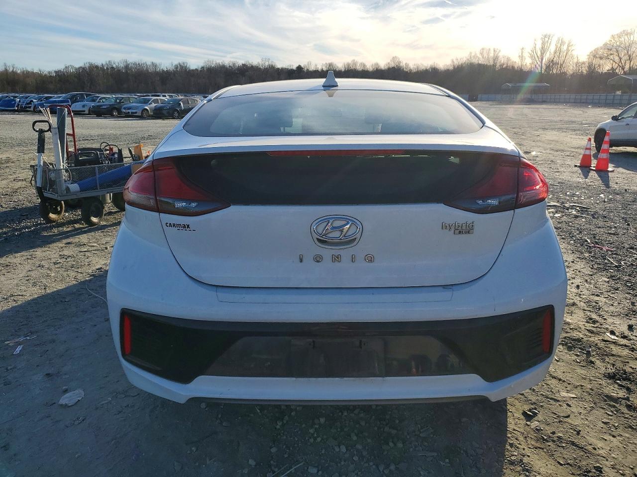 2017 HYUNDAI IONIQ BLUE photo 6
