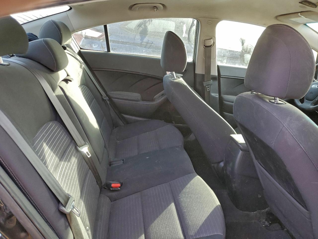 2017 KIA FORTE LX photo 10