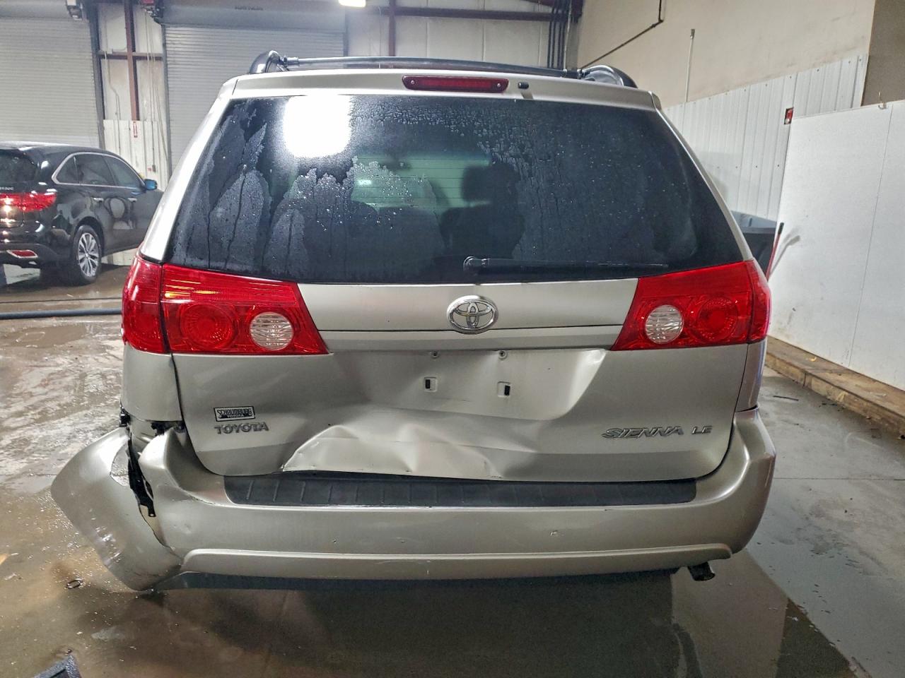 2006 TOYOTA SIENNA CE photo 6