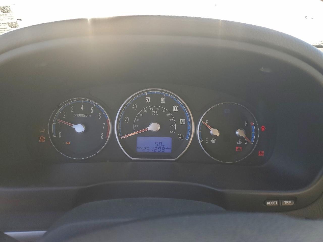 2009 HYUNDAI SANTA FE SE photo 9