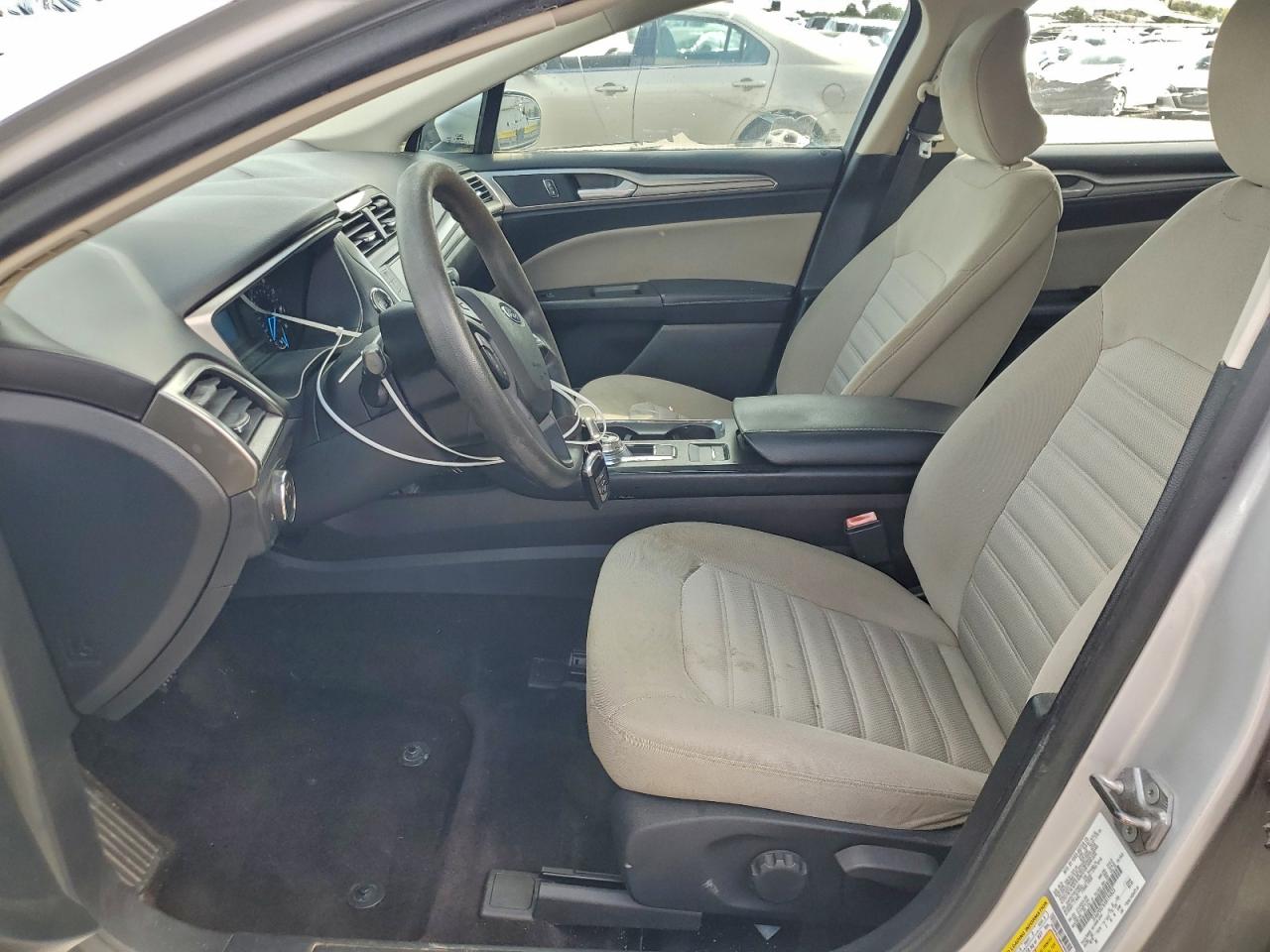 2017 FORD FUSION S photo 7