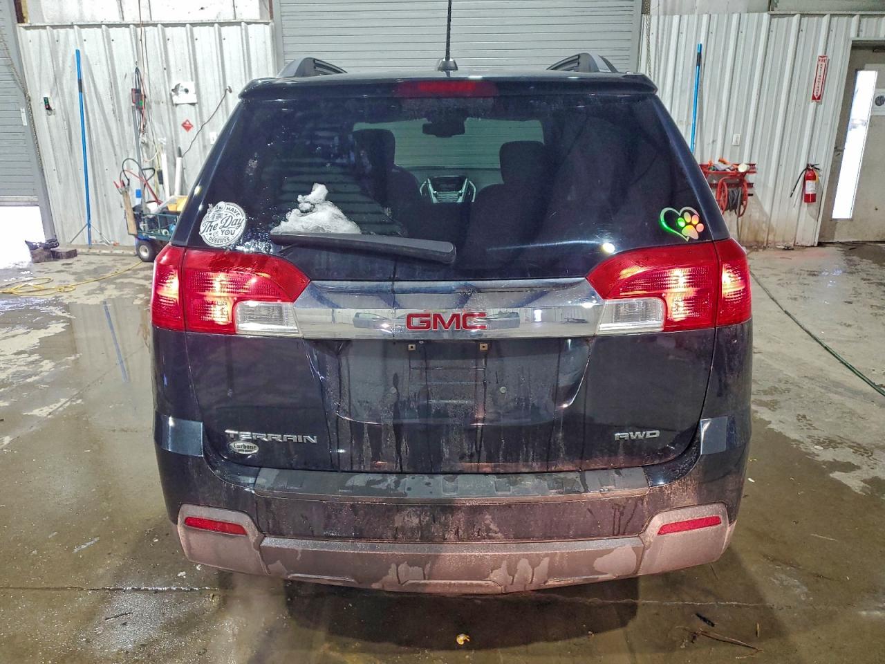 2015 GMC TERRAIN SLE photo 6