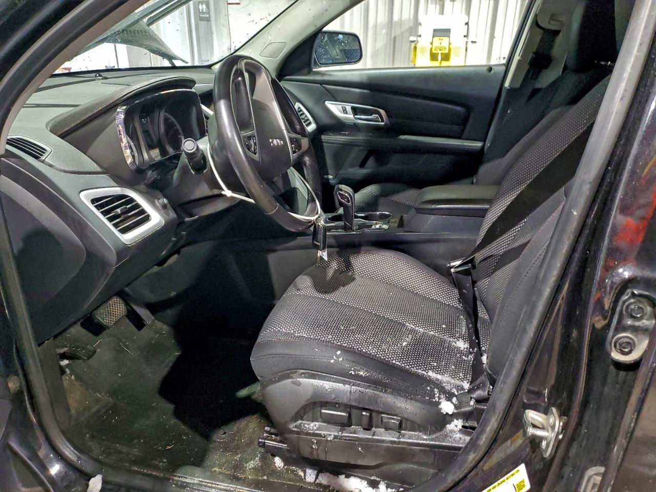2015 GMC TERRAIN SLE photo 7