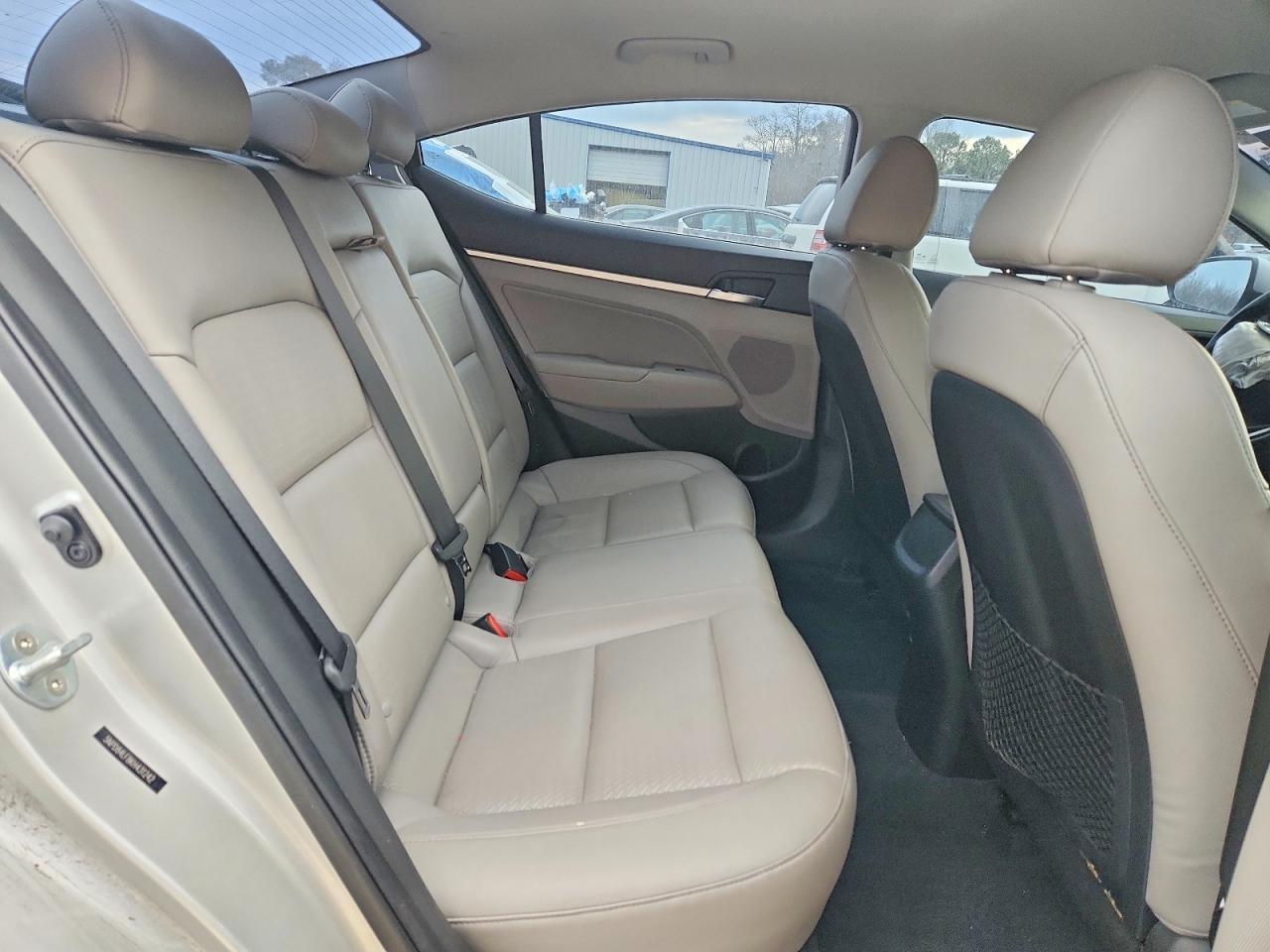 2019 HYUNDAI ELANTRA SEL photo 10