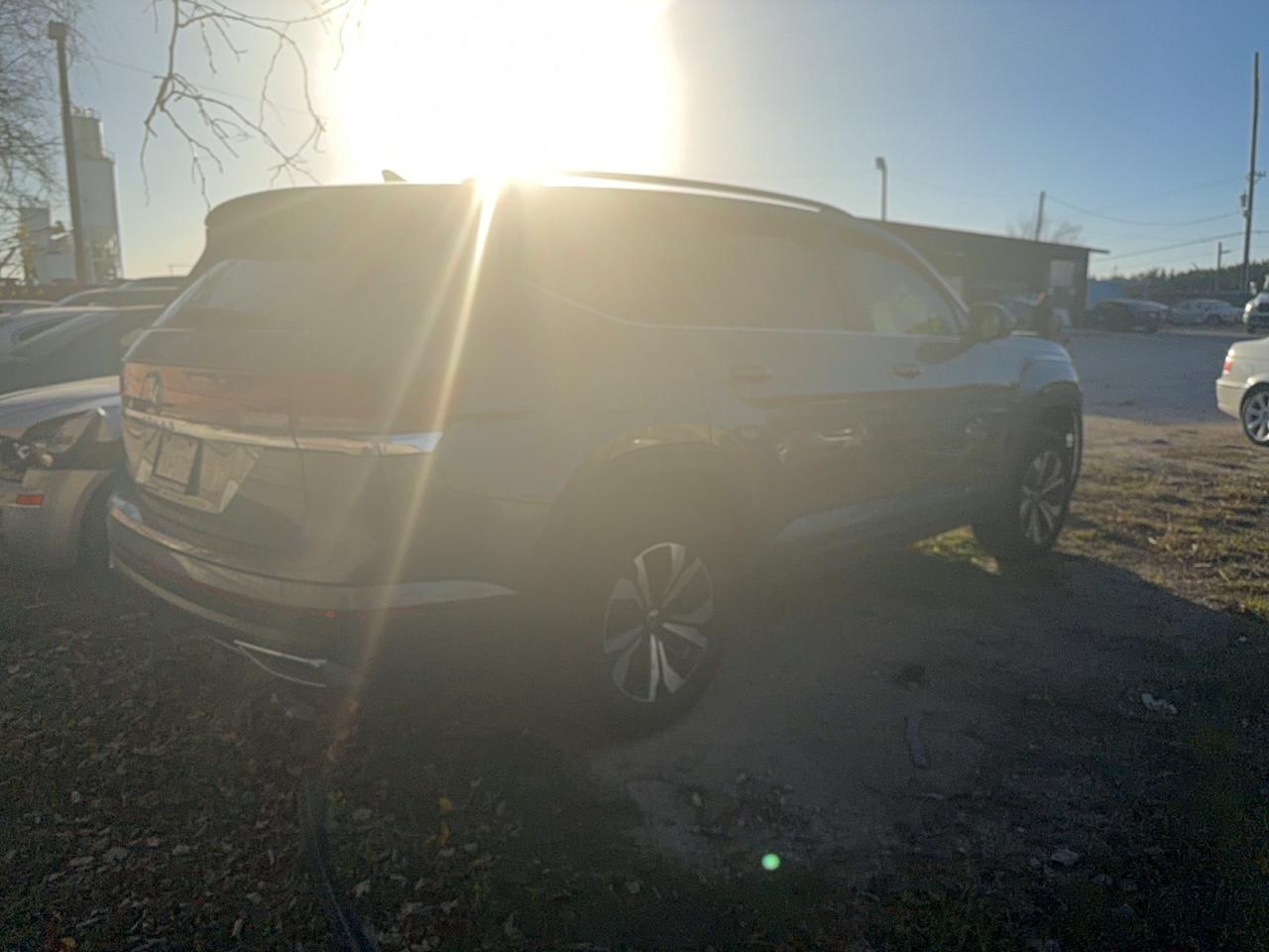 2024 VOLKSWAGEN ATLAS SE photo 4