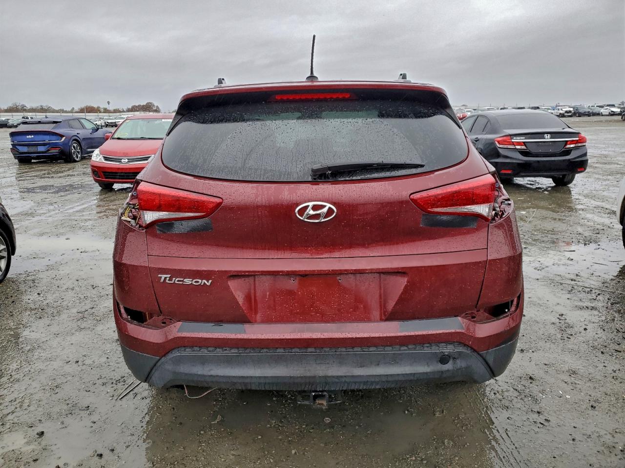 2017 HYUNDAI TUCSON SE photo 6