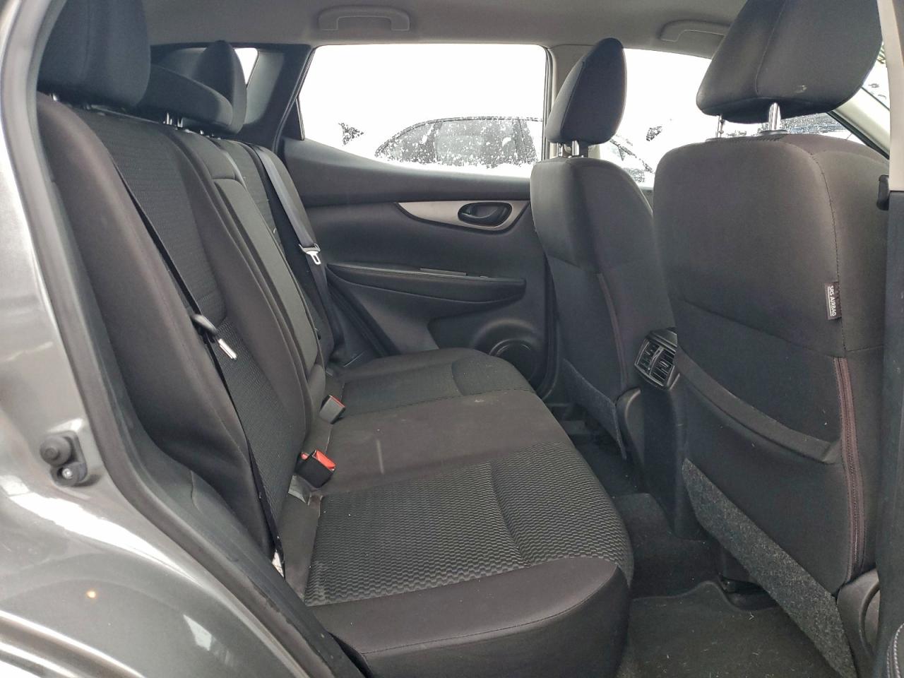 2018 NISSAN ROGUE SPORT S photo 11