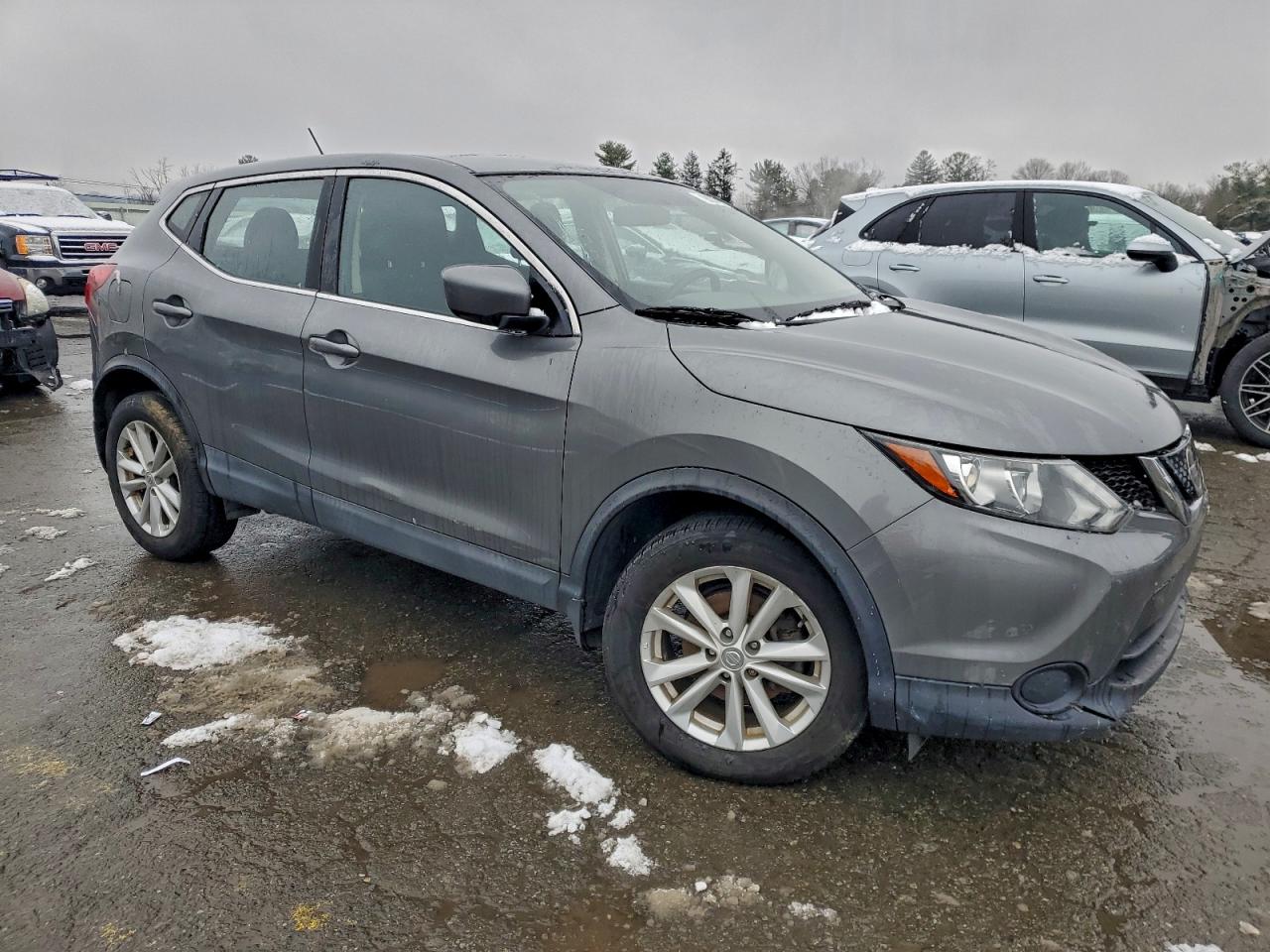 2018 NISSAN ROGUE SPORT S photo 4