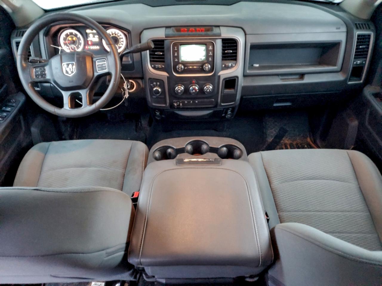 2018 RAM 2500 ST photo 8