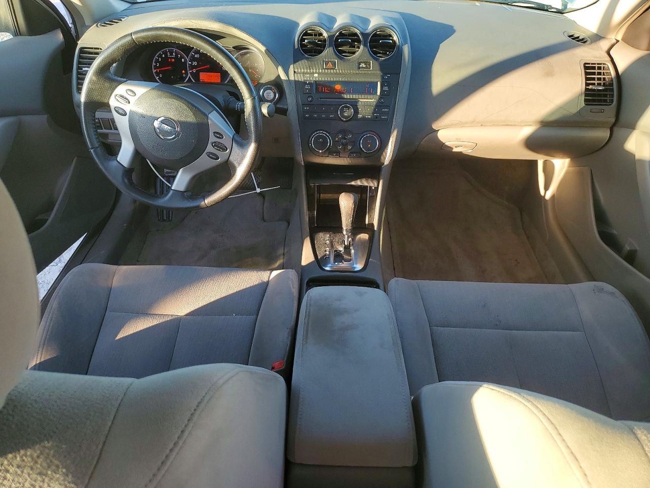 2011 NISSAN ALTIMA BASE photo 8