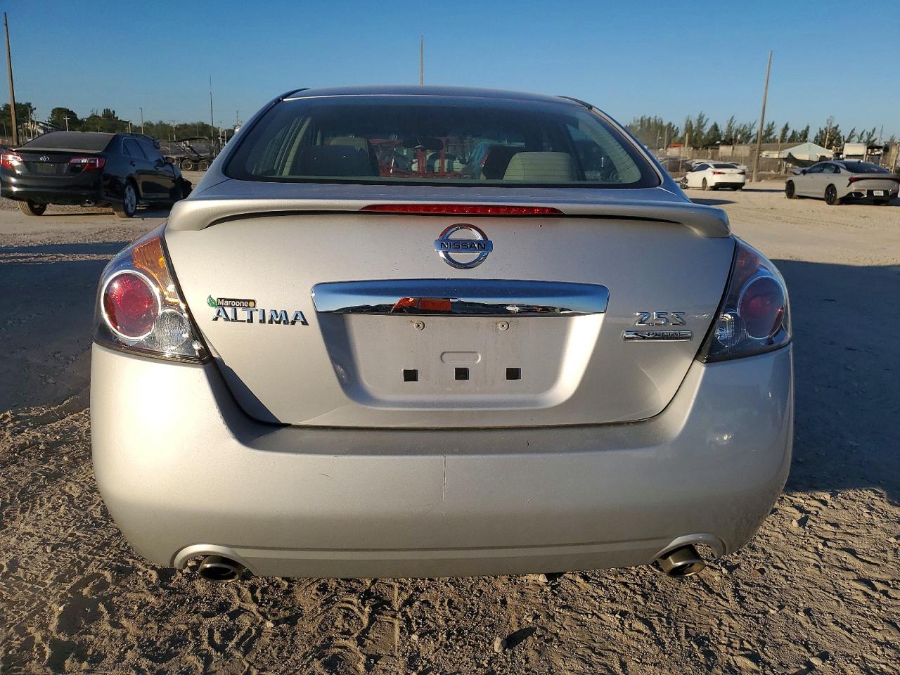 2011 NISSAN ALTIMA BASE photo 6