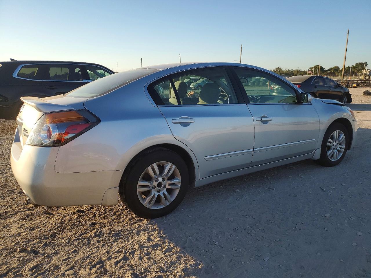 2011 NISSAN ALTIMA BASE photo 3