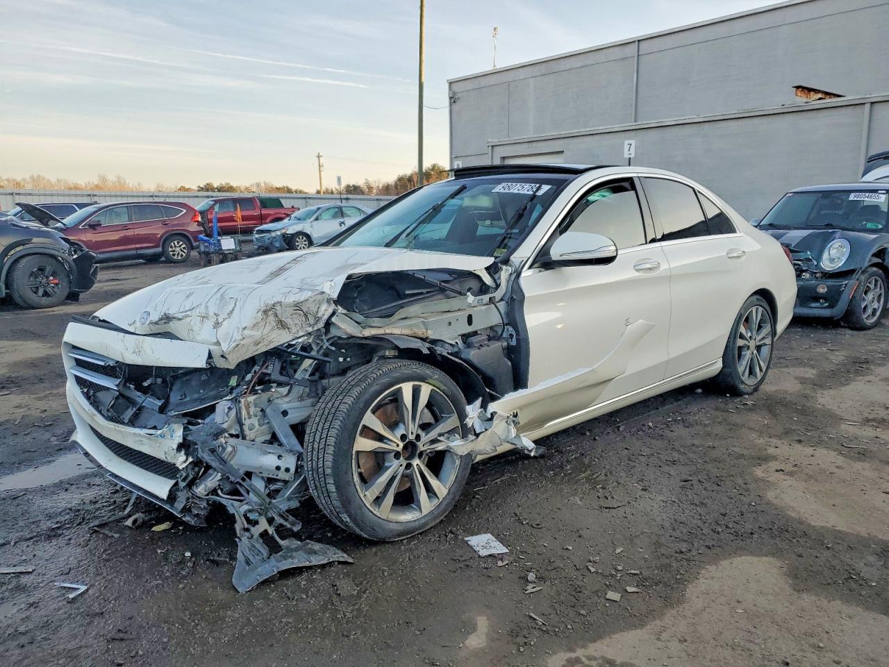 2015 MERCEDES-BENZ C