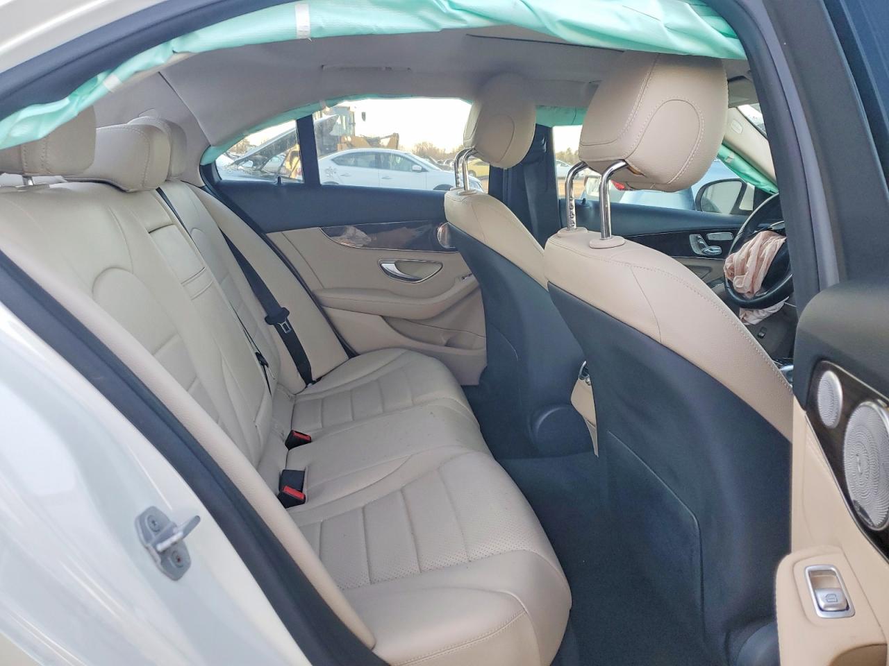 2015 MERCEDES-BENZ C 300 photo 10