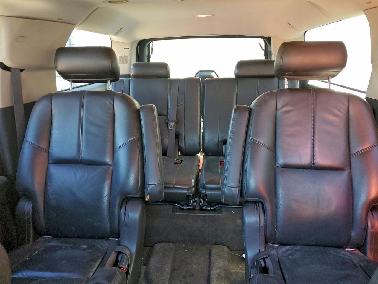 2008 GMC YUKON XL DENALI photo 10