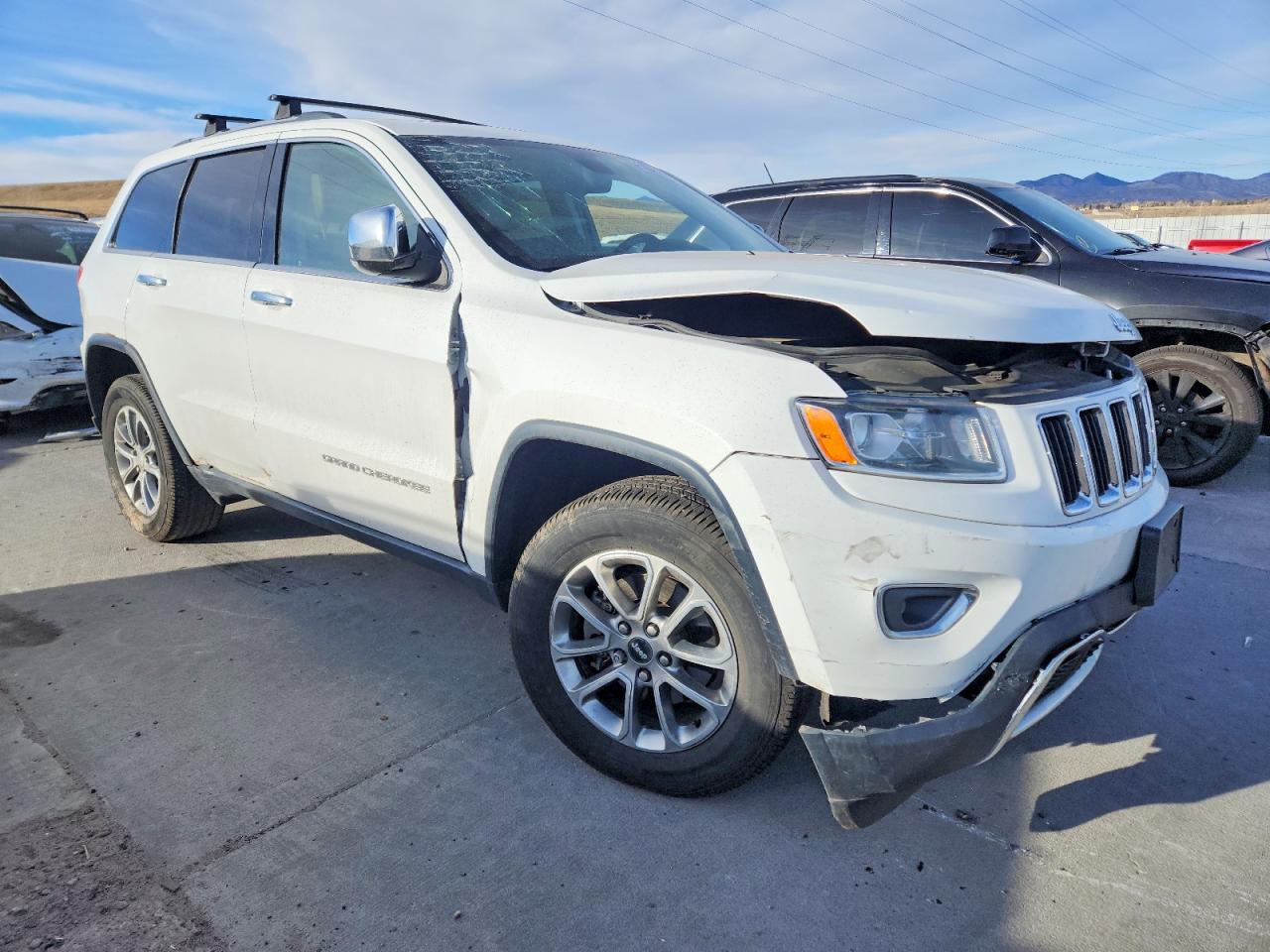 2015 JEEP GRAND CHEROKEE LIMITED photo 4