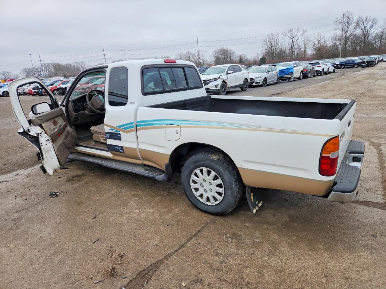 2000 TOYOTA TACOMA XTRACAB photo 2