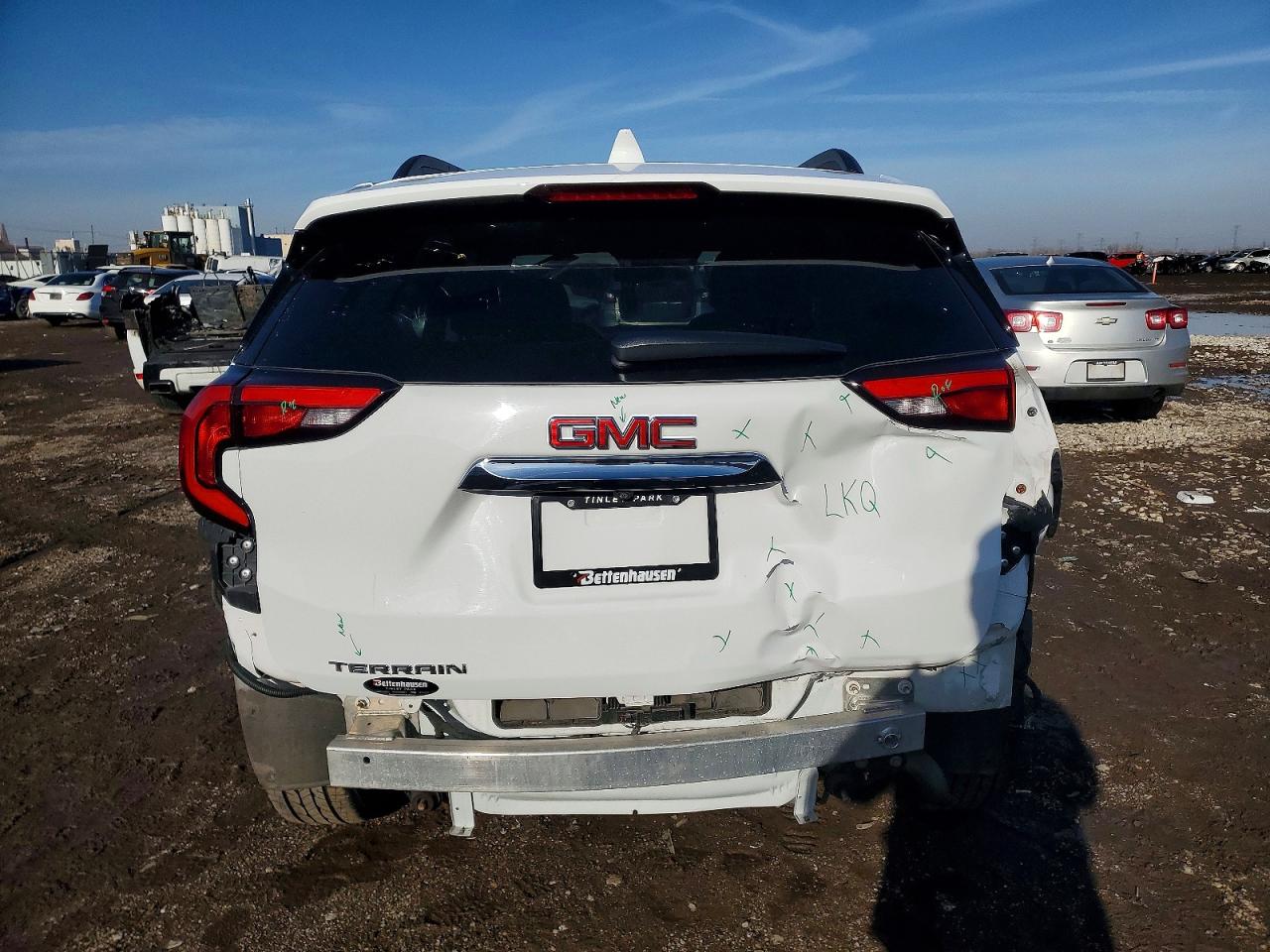2020 GMC TERRAIN SLE photo 6